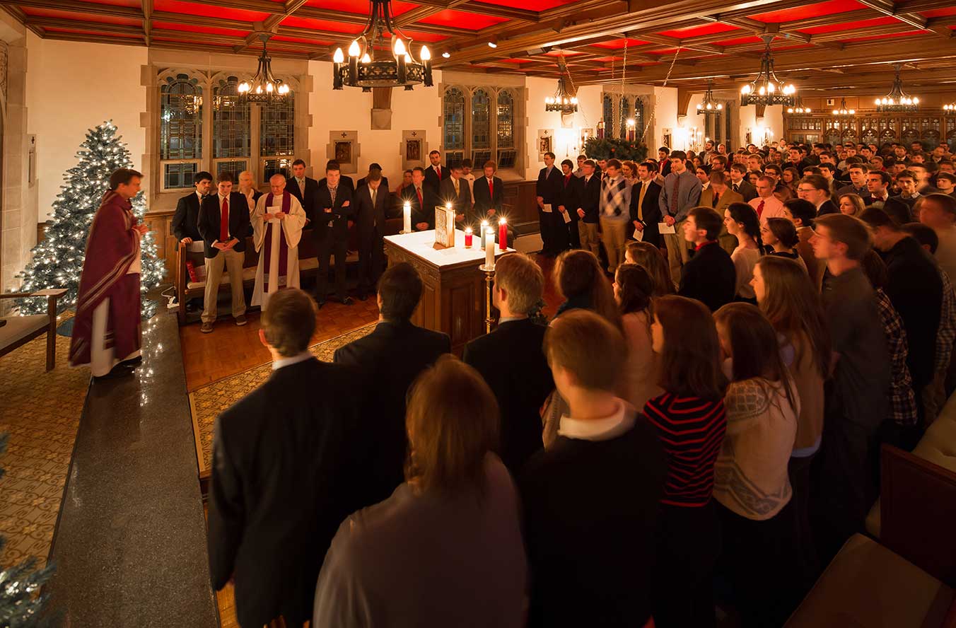 Dec. 15, 2013; Candlelight Mass in Alumni Hall chapel. Photo by Matt Cashore/University of Notre Dame 