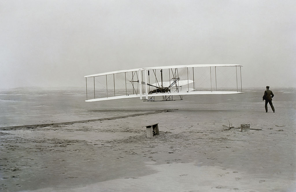 First flight photo from Library of Congress