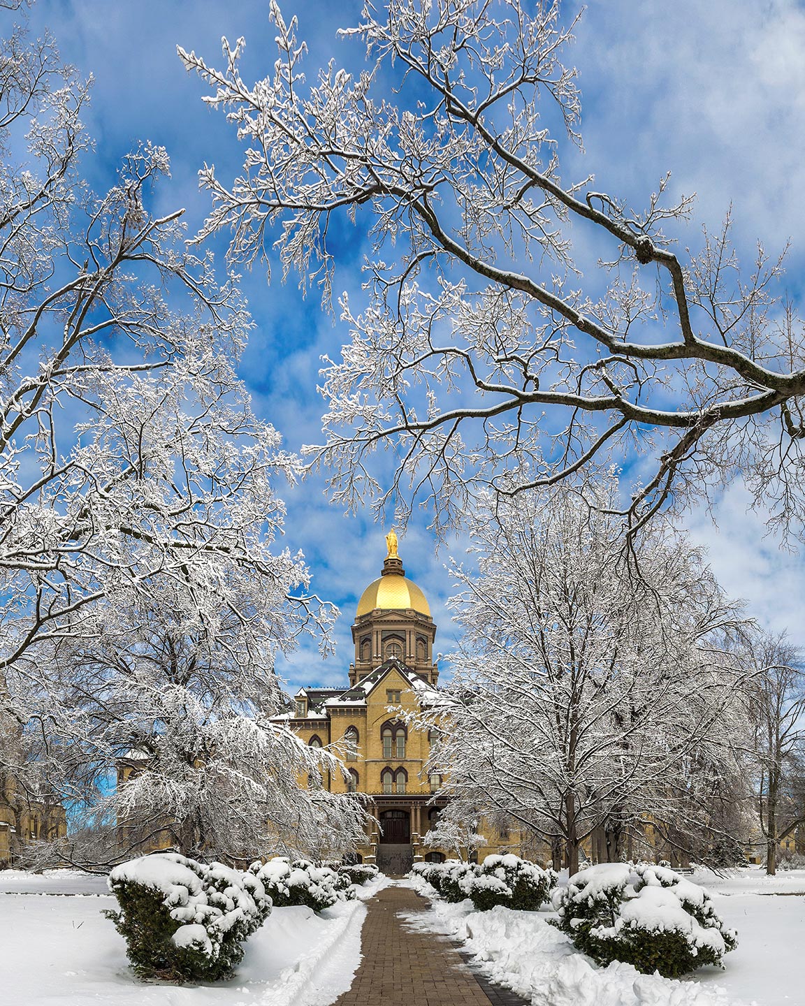 Mar. 12, 2014; Main Building after a snowfall. Photo by Matt Cashore/University of Notre Dame